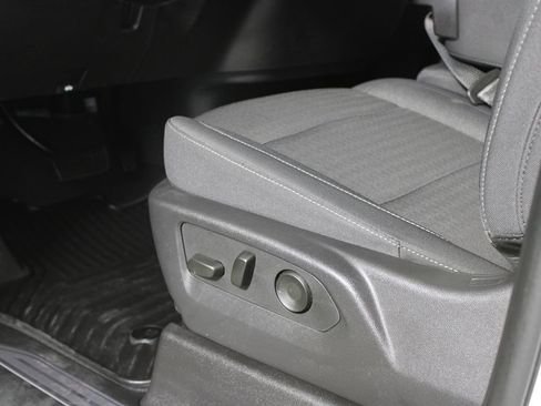 Used 2025 GMC Sierra 1500 Elevation image 9