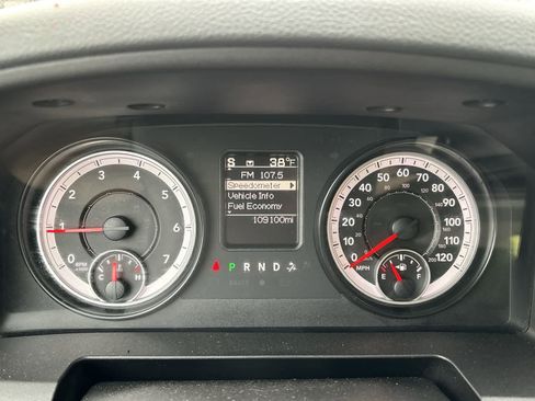 Used 2015 RAM 1500 Express image 7