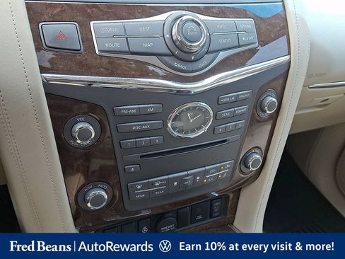 Used 2017 INFINITI QX80 4WD w/ Driver Assistance Package image 22