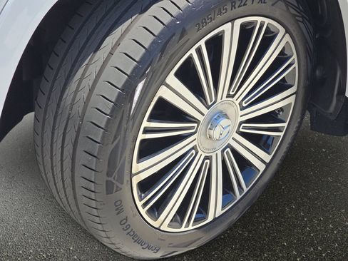 Used 2026 Mercedes-Benz Maybach GLS 600 4MATIC image 37