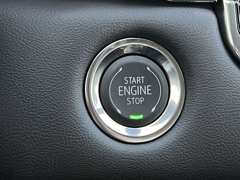 New 2026 GMC Canyon Elevation w/ Convenience Package image 22