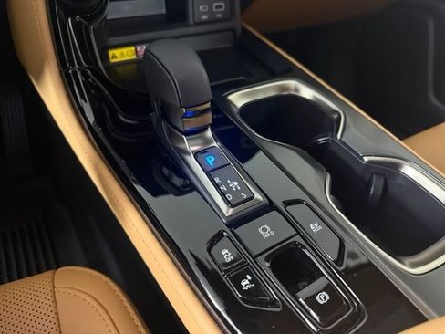 Used 2025 Lexus NX 350h AWD image 23
