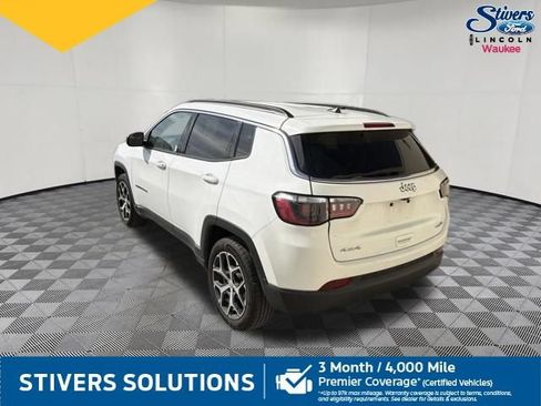 Used 2024 Jeep Compass Latitude AWD/4WD image 9