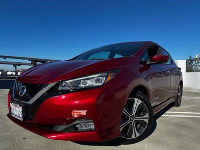 Used 2018 Nissan Leaf SV w/ SV Technology Package