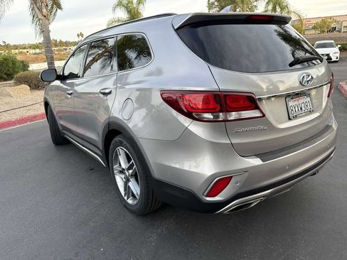 Used 2017 Hyundai Santa Fe Limited image 19