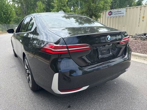 Certified 2026 BMW 530i w/ Premium Package RWD image 14