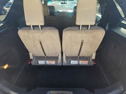 Used 2015 Ford Explorer XLT w/ Equipment Group 202A image 21