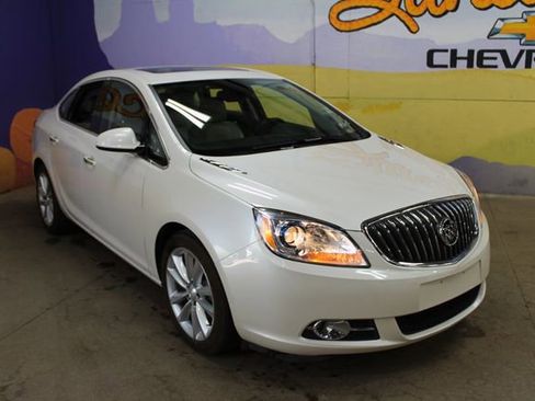 Used 2016 Buick Verano Leather w/ Experience Buick Package FWD image 4