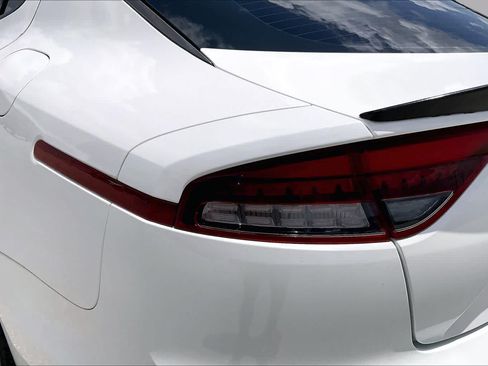 Used 2022 Kia Stinger GT-Line w/ Sun & Sound Package RWD image 29