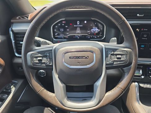 Used 2025 GMC Sierra 1500 Denali w/ Denali Reserve Package AWD/4WD image 14