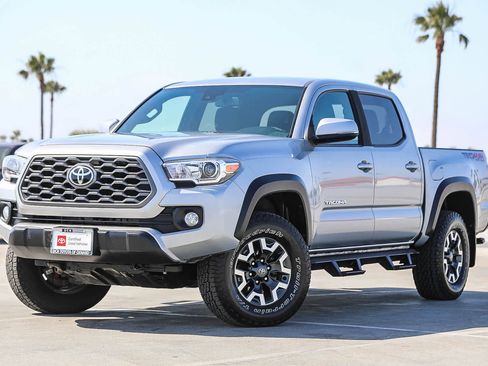 Certified 2021 Toyota Tacoma TRD Off-Road w/ Technology Package AWD/4WD image 1