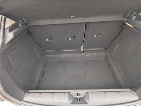 Used 2019 MINI Cooper 4-Door Hardtop image 6