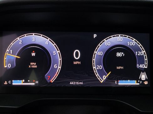 Used 2022 Jeep Grand Cherokee L Limited w/ Black Appearance Package image 24