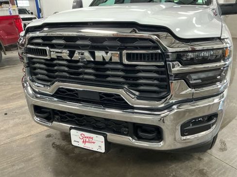 Used 2026 RAM 2500 Big Horn AWD/4WD image 14