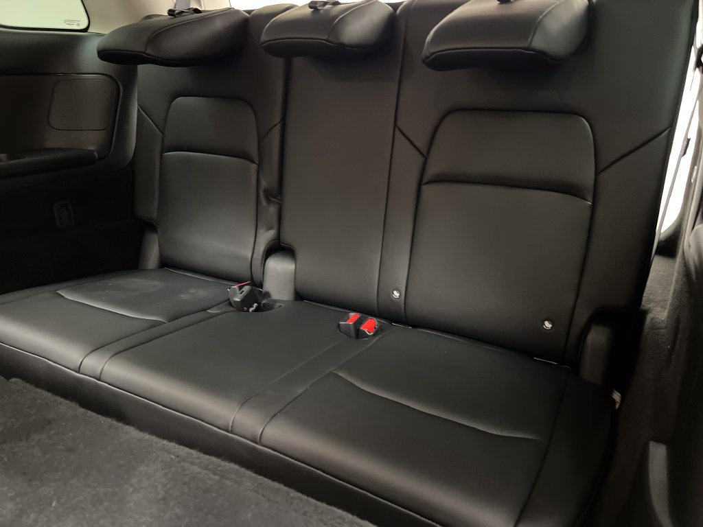 Used 2026 Nissan Pathfinder SL FWD image 37