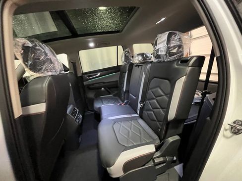 New 2026 Volkswagen Atlas Peak Edition AWD/4WD image 21