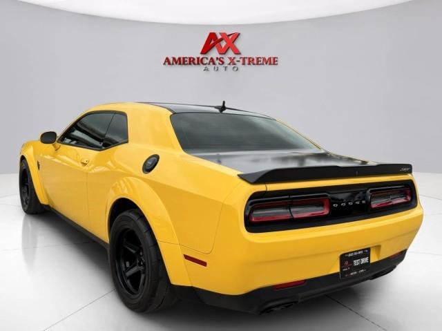 Used 2018 Dodge Challenger SRT Demon RWD image 4