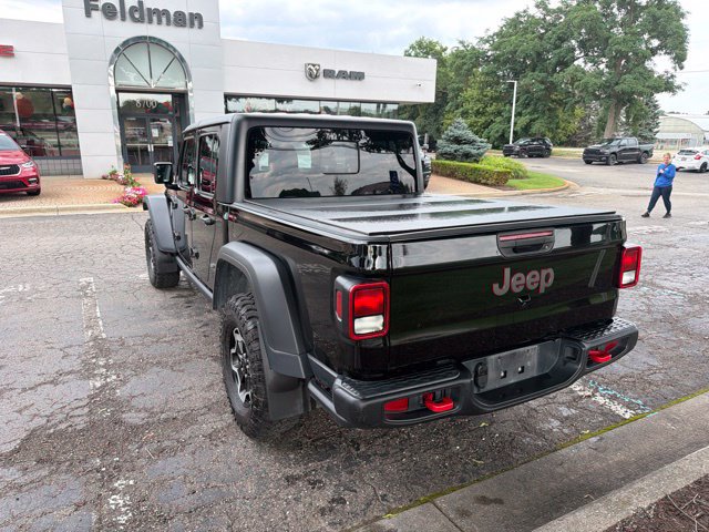Used 2023 Jeep Gladiator Rubicon w/ Cold Weather Group AWD/4WD image 5