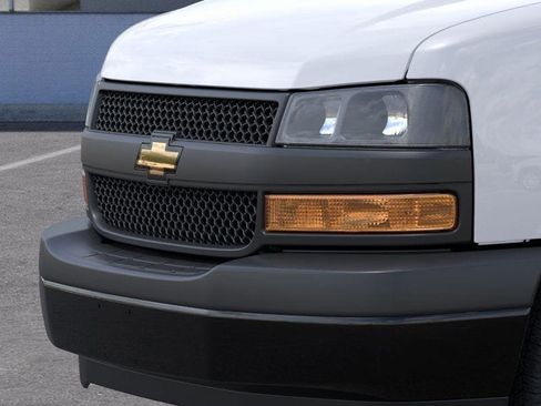 New 2025 Chevrolet Express 2500 w/ Driver Convenience Package image 13