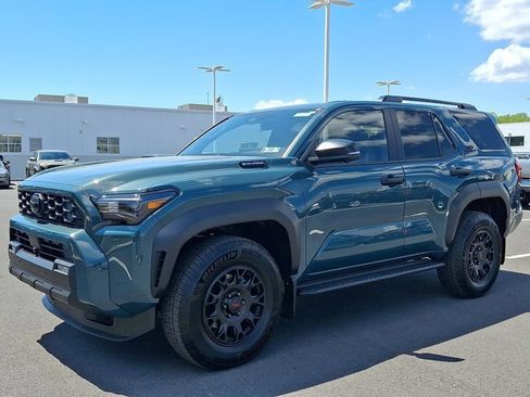 New 2026 Toyota 4Runner TRD Off-Road Premium AWD/4WD image 3