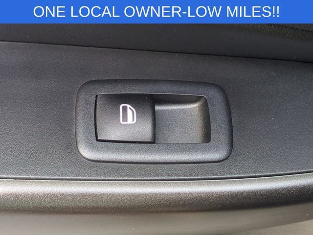 Used 2019 Jeep Cherokee Trailhawk w/ Cold Weather Group AWD/4WD image 29