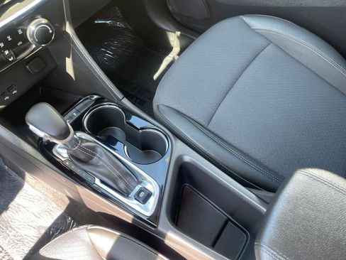 Used 2025 Buick Encore GX Preferred image 41