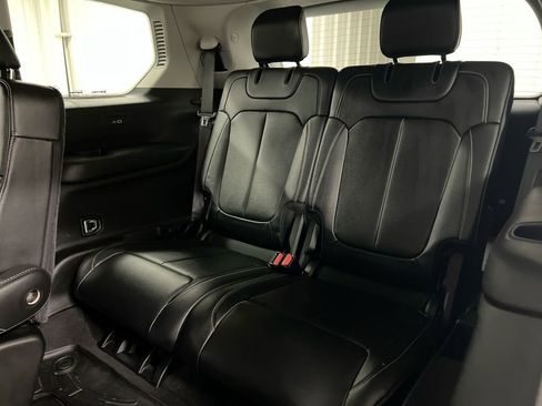 Used 2022 Jeep Grand Cherokee L Limited AWD/4WD image 24