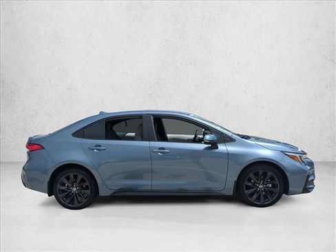 Certified 2024 Toyota Corolla SE FWD image 4