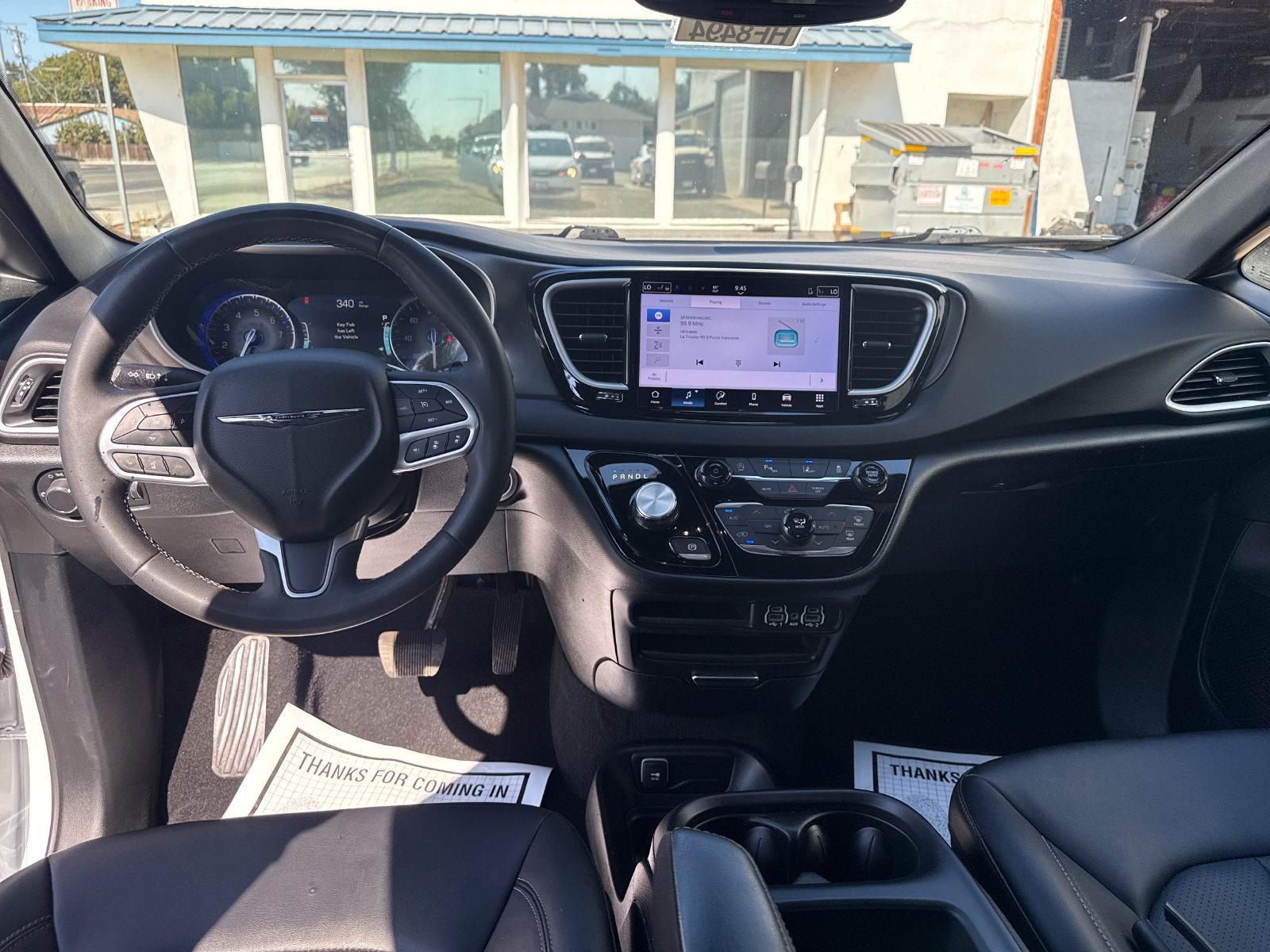 Used 2025 Chrysler Voyager LX FWD image 12