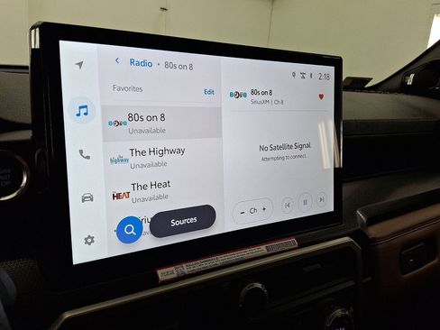 Used 2025 Toyota 4Runner Limited w/ Tow Technology Package image 14