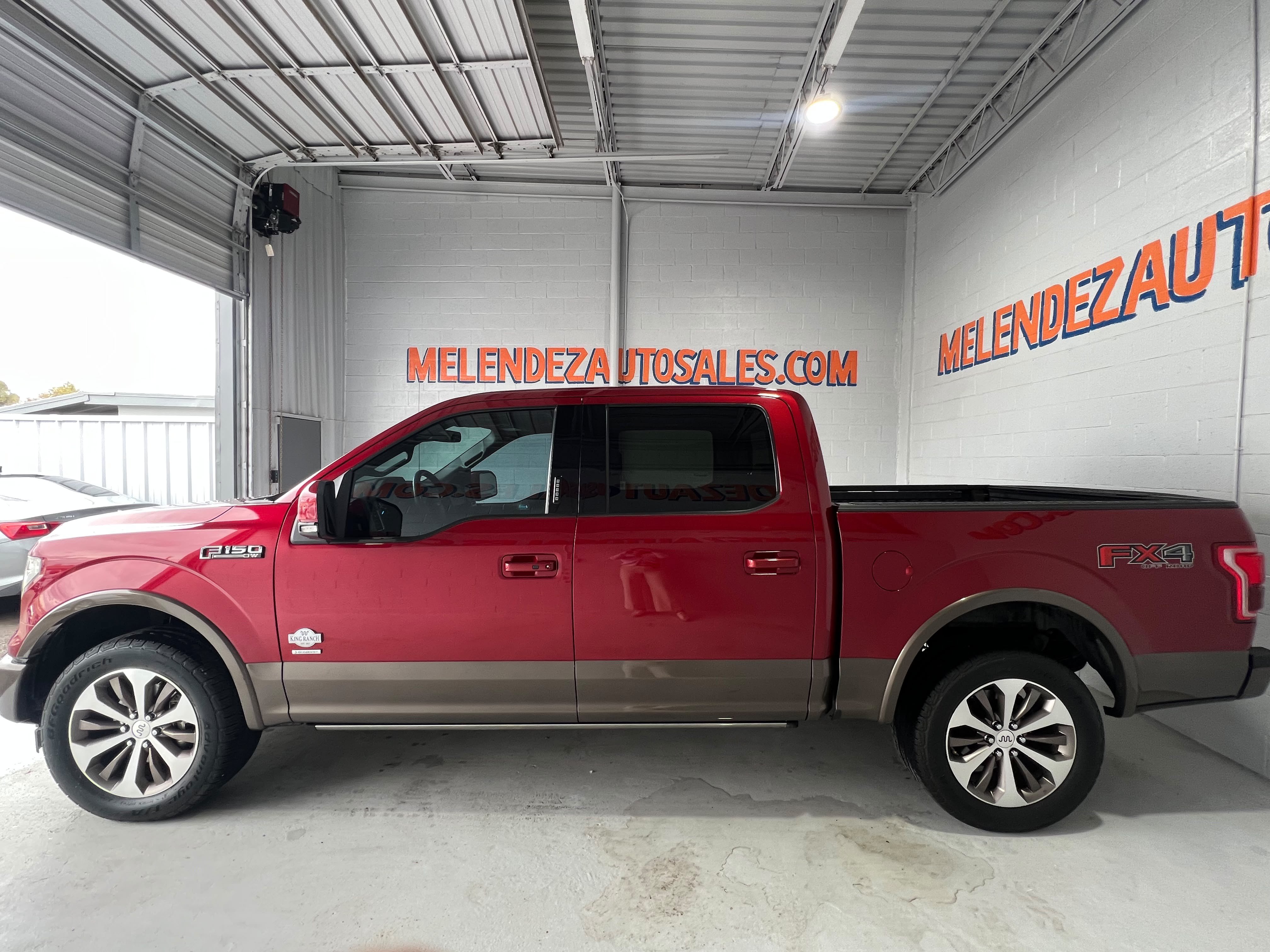 Used 2017 Ford F150 King Ranch w/ Equipment Group 601A Luxury AWD/4WD image 2