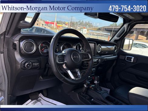 Used 2022 Jeep Wrangler Unlimited Rubicon w/ Xtreme Recon 35" Tire Package image 13