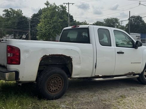 Used 2009 Chevrolet Silverado 1500 W/T RWD image 4