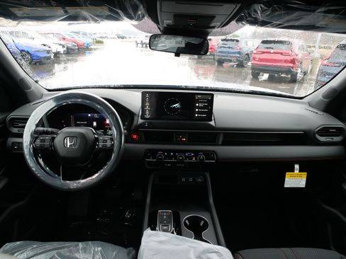New 2026 Honda Pilot Sport image 18