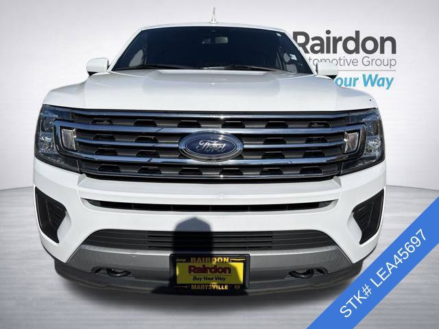 Used 2020 Ford Expedition XLT AWD/4WD image 2