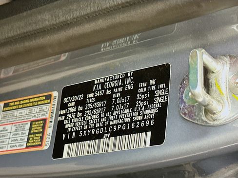 Used 2023 Kia Sorento LX image 12