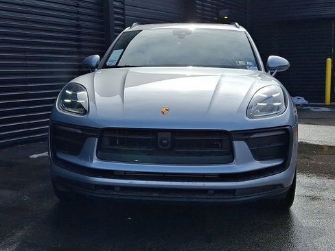 New 2025 Porsche Macan image 10