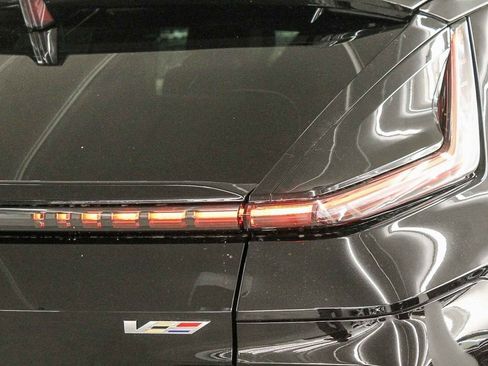 New 2026 Cadillac Lyriq V image 7