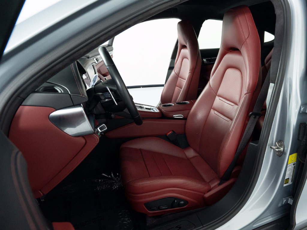 Certified 2022 Porsche Panamera GTS AWD/4WD image 4