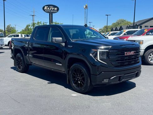 Used 2025 GMC Sierra 1500 Elevation w/ Preferred Package AWD/4WD image 3
