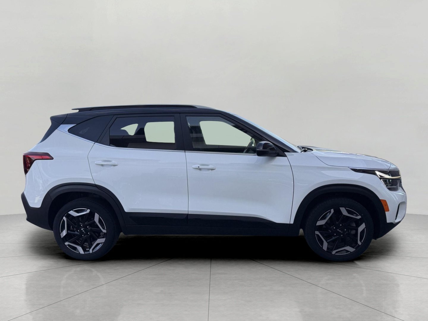Used 2024 Kia Seltos SX AWD/4WD image 14
