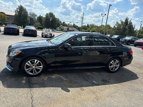 Used 2014 Mercedes-Benz E 350 4MATIC Sedan w/ Premium 1 Package image 11