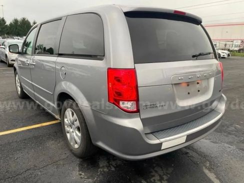 Used 2014 Dodge Grand Caravan SE w/ Quick Order Package 29E SE FWD image 4