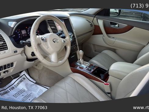 Used 2015 INFINITI QX70 3.7 w/ Premium Package image 18