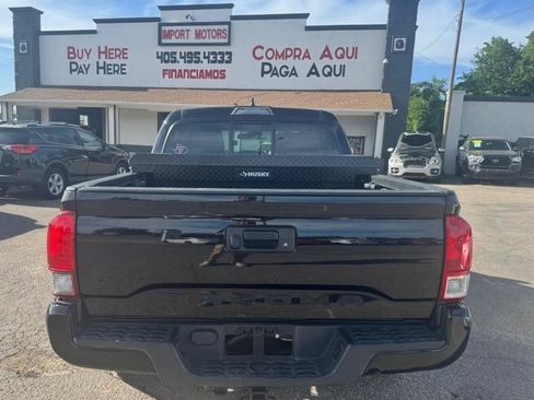 Used 2018 Toyota Tacoma SR w/ SR Convenience Package image 20