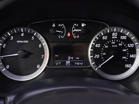 Used 2015 Nissan Sentra SV image 26