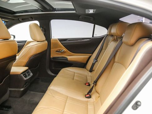 Used 2019 Lexus ES 350 w/ Accessory Package 2 FWD image 20