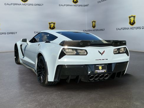 Used 2019 Chevrolet Corvette Z06 RWD image 7