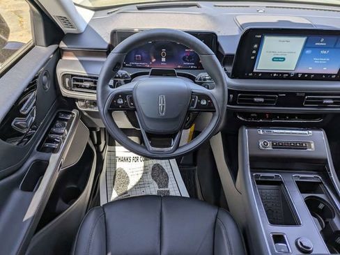New 2026 Lincoln Aviator Reserve image 14