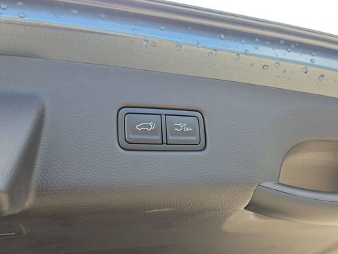 New 2026 Kia Carnival SX Prestige FWD image 11